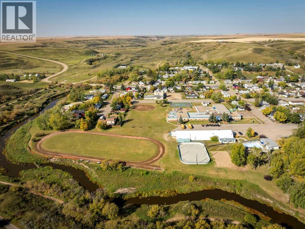 18 Cambridge Drive, Carbon, Alberta  T0M 0L0 - Photo 48 - A2257816