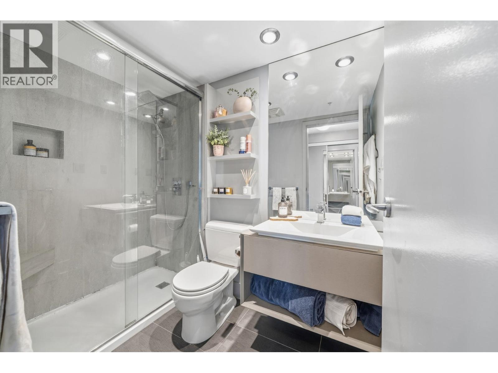 906 1438 Richards Street, Vancouver, British Columbia  V6Z 3B8 - Photo 16 - R3062992