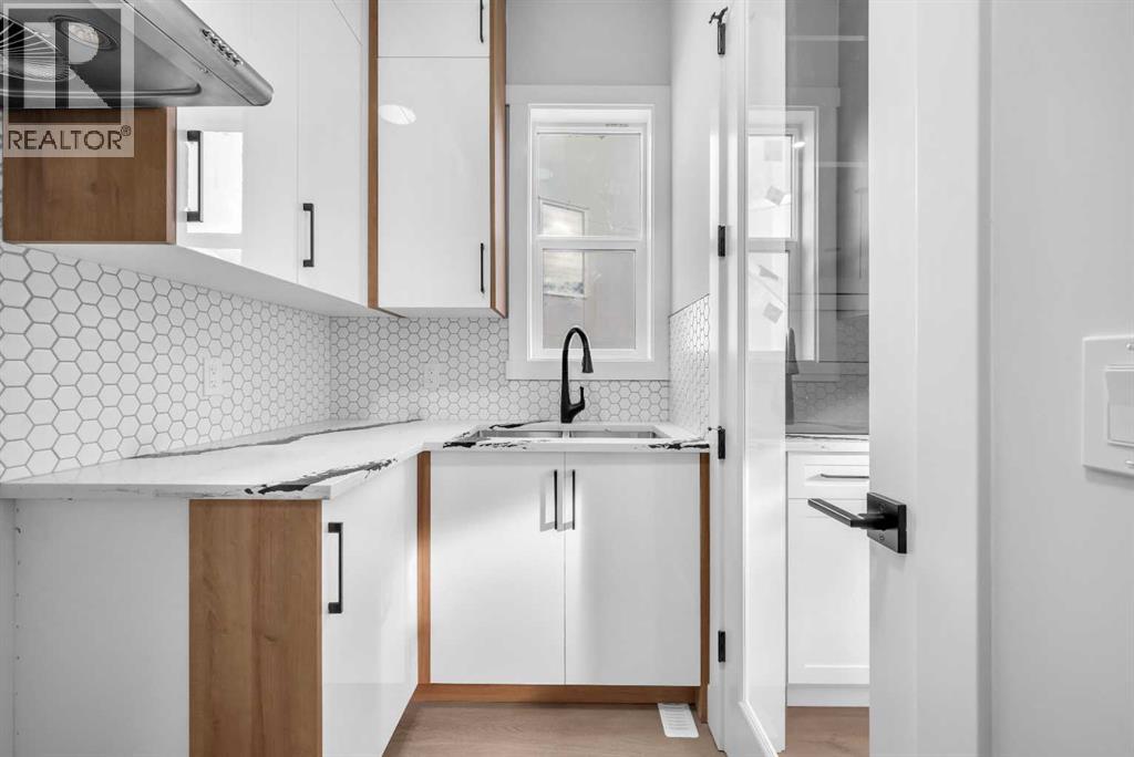 327 Kinniburgh Place, Chestermere, Alberta  T1X 1Y1 - Photo 18 - A2267708