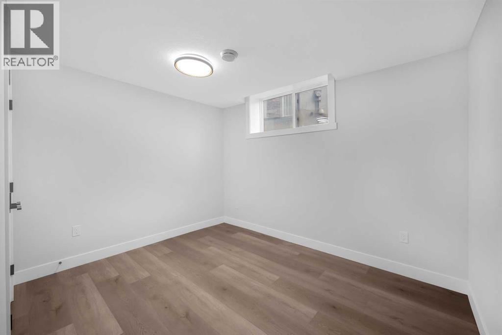 327 Kinniburgh Place, Chestermere, Alberta  T1X 1Y1 - Photo 35 - A2267708