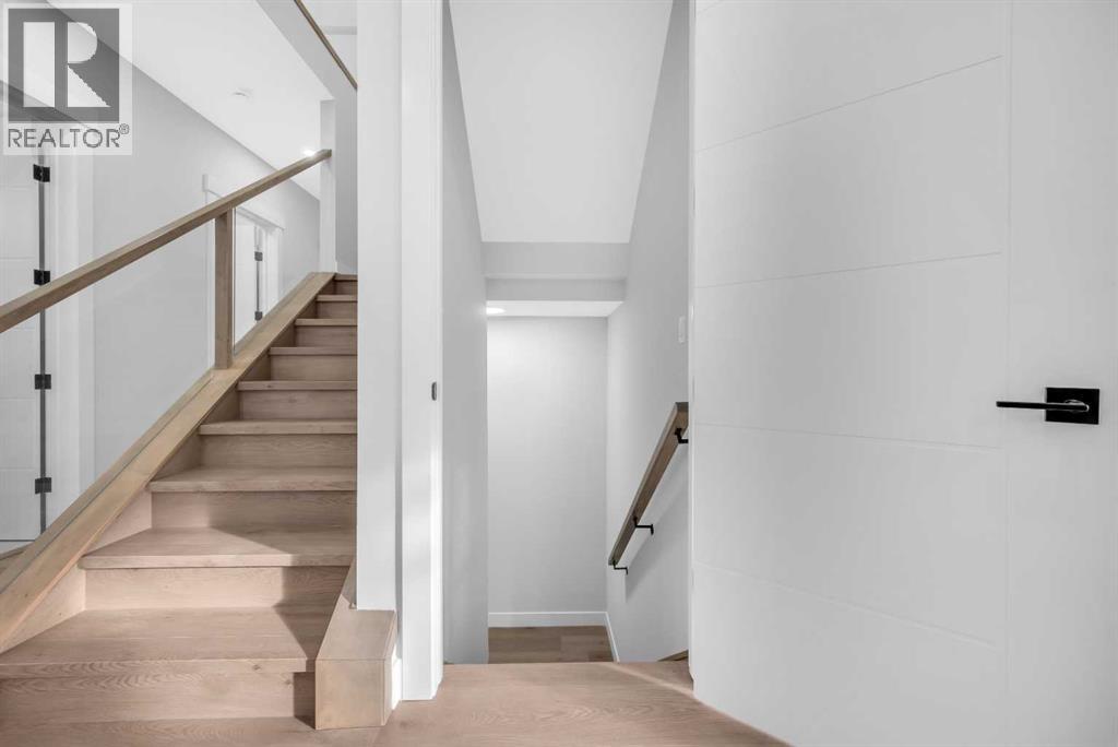 327 Kinniburgh Place, Chestermere, Alberta  T1X 1Y1 - Photo 7 - A2267708