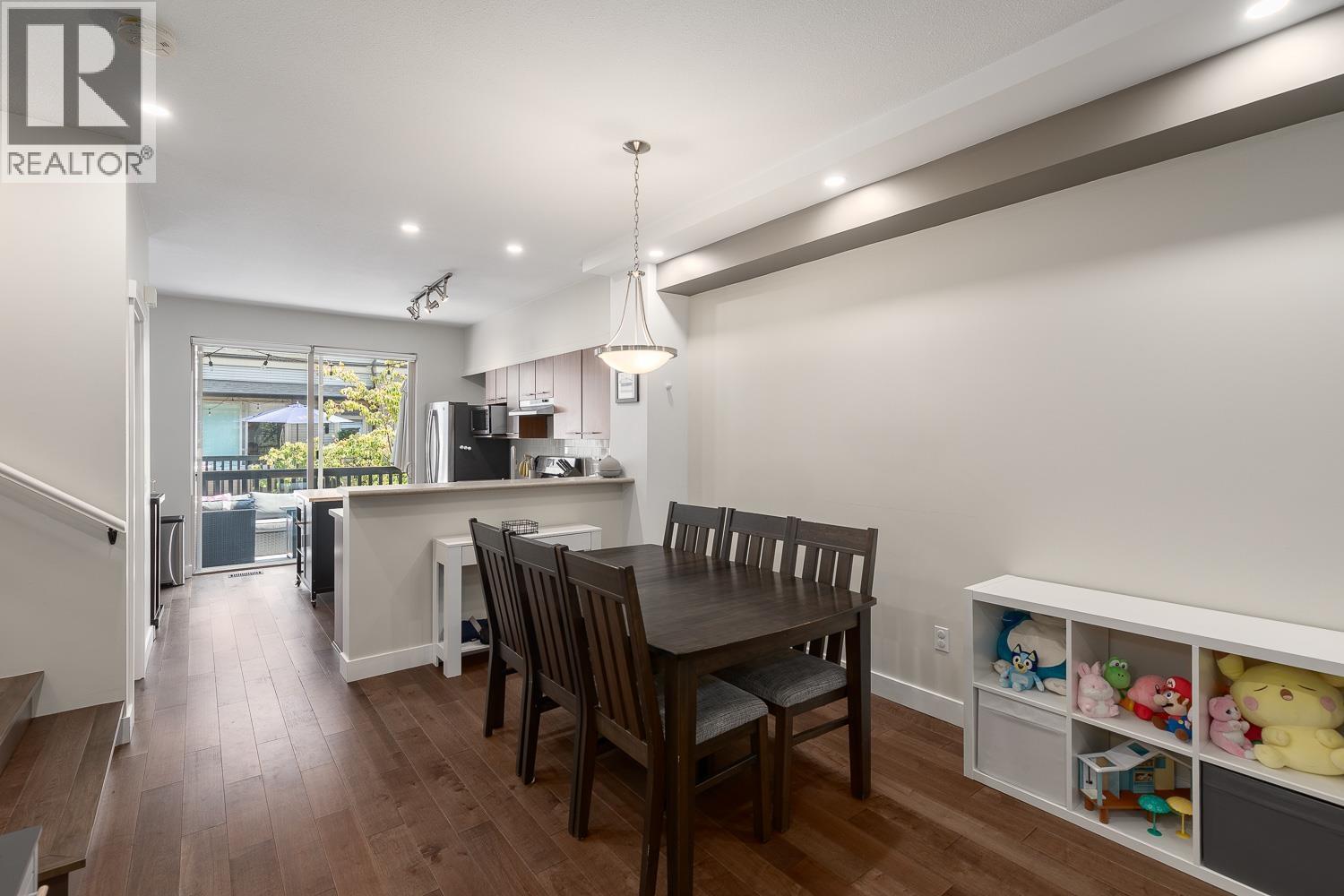 113 100 Klahanie Drive, Port Moody, British Columbia  V3H 5K3 - Photo 8 - R3063032