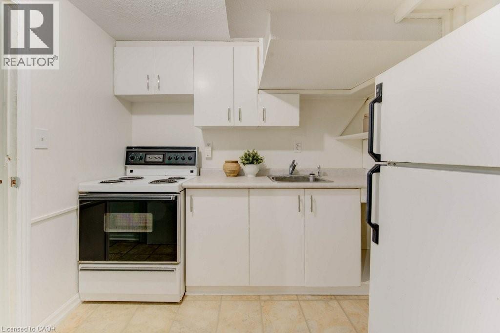 434 Lee Avenue Unit# A, Waterloo, Ontario  N2K 2L7 - Photo 35 - 40784201