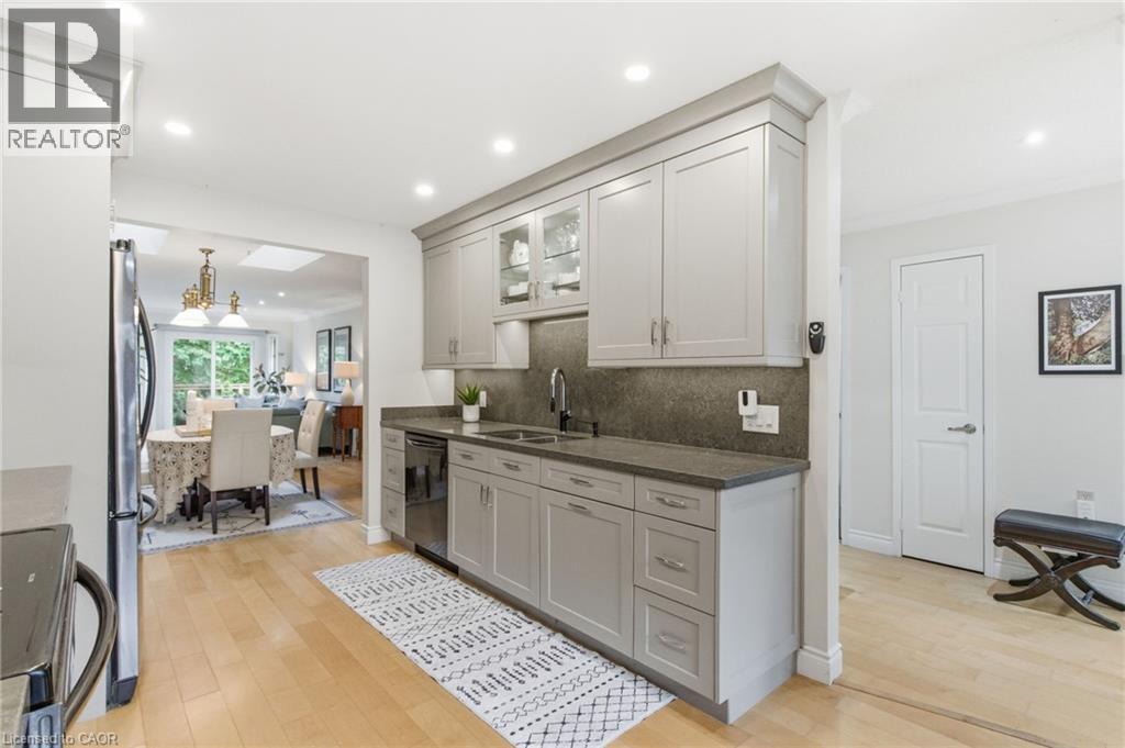 5255 Lakeshore Road Unit# 48, Burlington, Ontario  L7L 5X9 - Photo 10 - 40784121