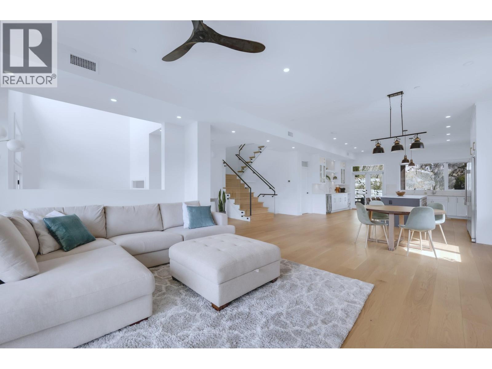 24 3385 Mamquam Road, Squamish, British Columbia  V8B 0E3 - Photo 8 - R3063054