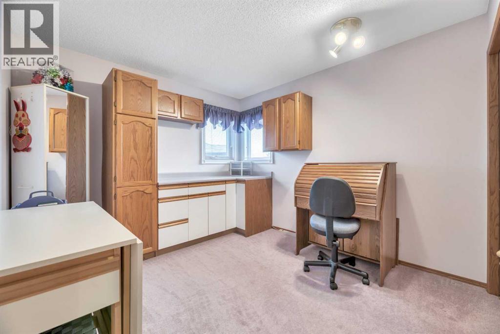 517 Lakeside Greens Place, Chestermere, Alberta  T1X 1C6 - Photo 31 - A2266967