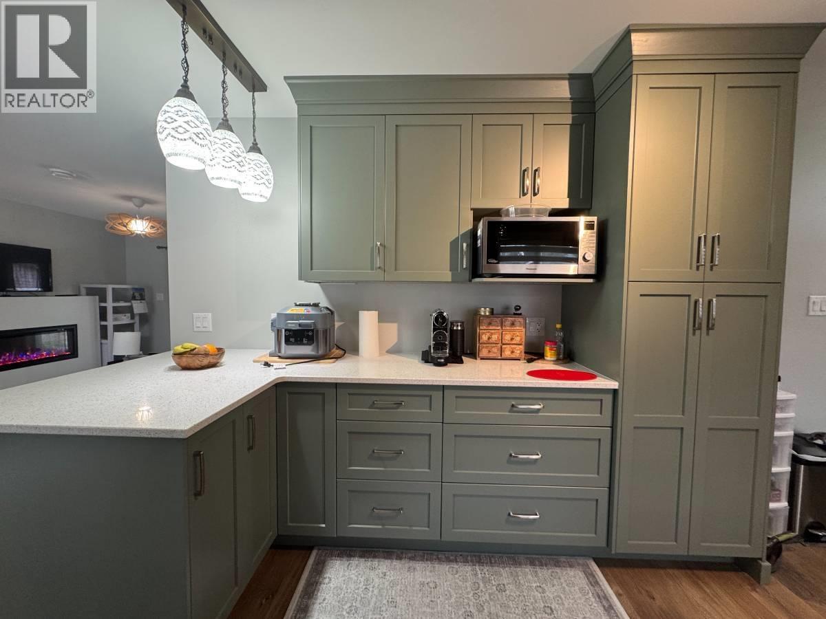 21545 Campbell Ave, Maple Ridge, British Columbia  V2X 3V6 - Photo 3 - R3063061