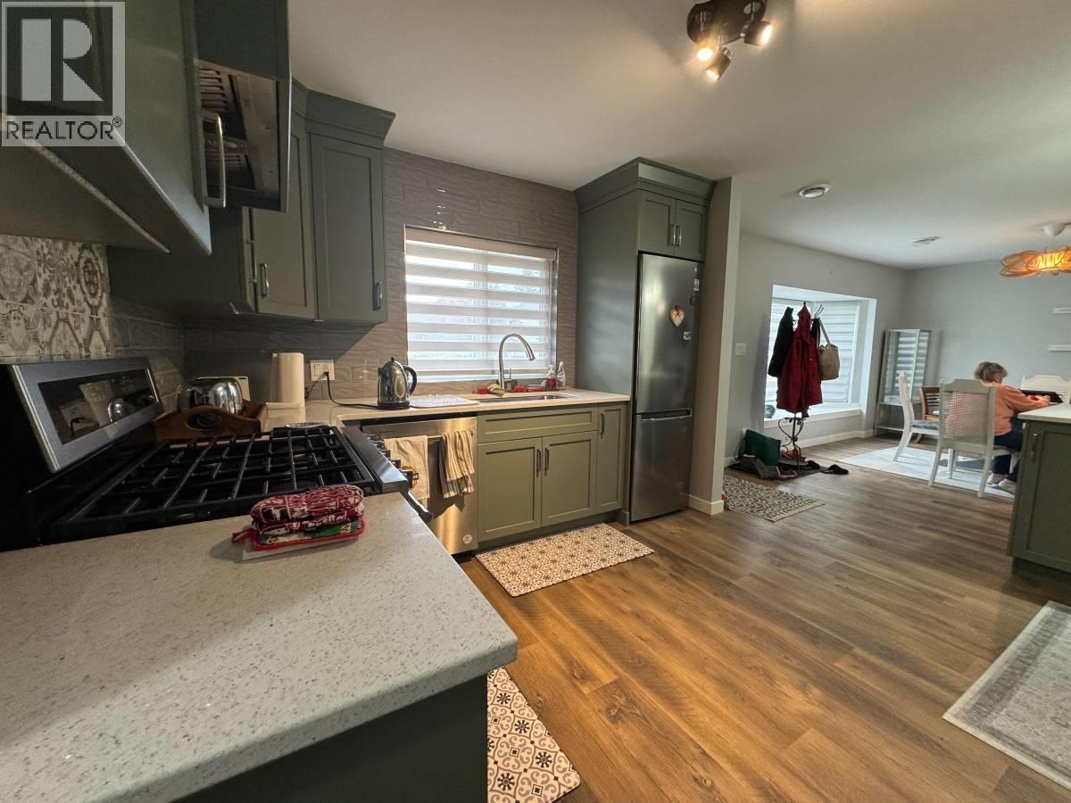 21545 Campbell Ave, Maple Ridge, British Columbia  V2X 3V6 - Photo 4 - R3063061