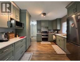 21545 CAMPBELL AVE, Maple Ridge, British Columbia