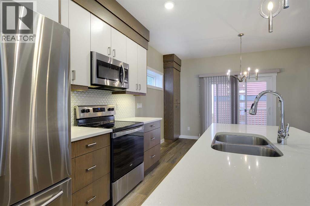 471 Townsend Street, Red Deer, Alberta  T4P 0Y5 - Photo 2 - A2233137