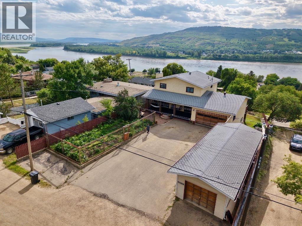 Property at 10839 103 Street image 5