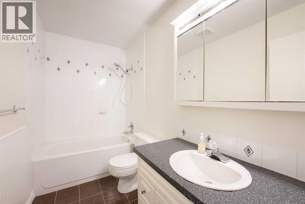 118 2 Street, Shaughnessy, Alberta  T0K 2A0 - Photo 10 - A2267054