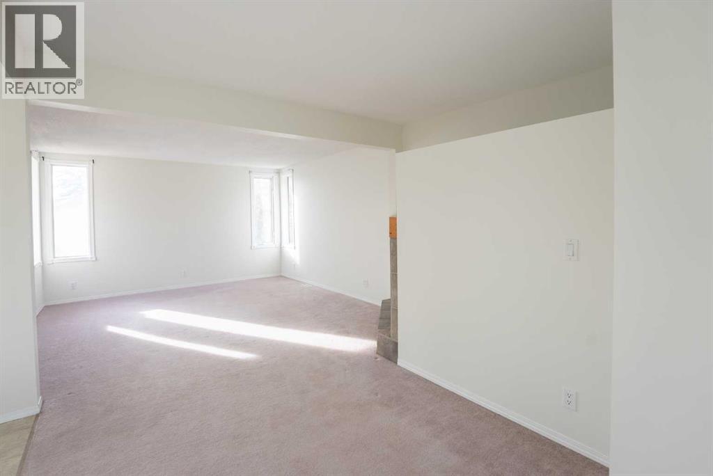 118 2 Street, Shaughnessy, Alberta  T0K 2A0 - Photo 2 - A2267054