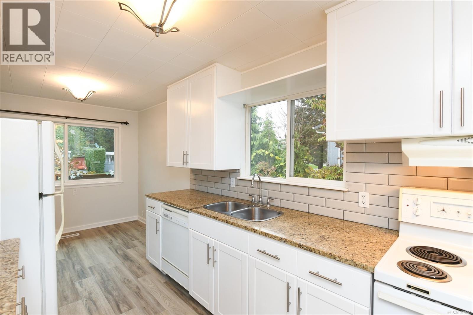 2040 Urquhart Ave, Courtenay, British Columbia  V9N 3K9 - Photo 19 - 1018554