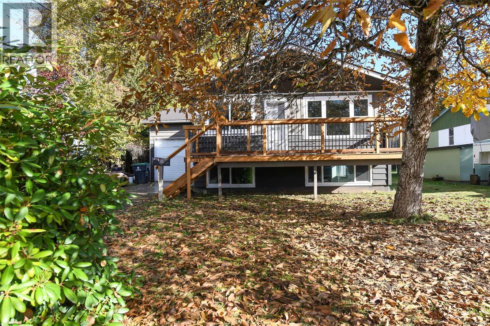 2040 Urquhart Ave, Courtenay, British Columbia  V9N 3K9 - Photo 1 - 1018554