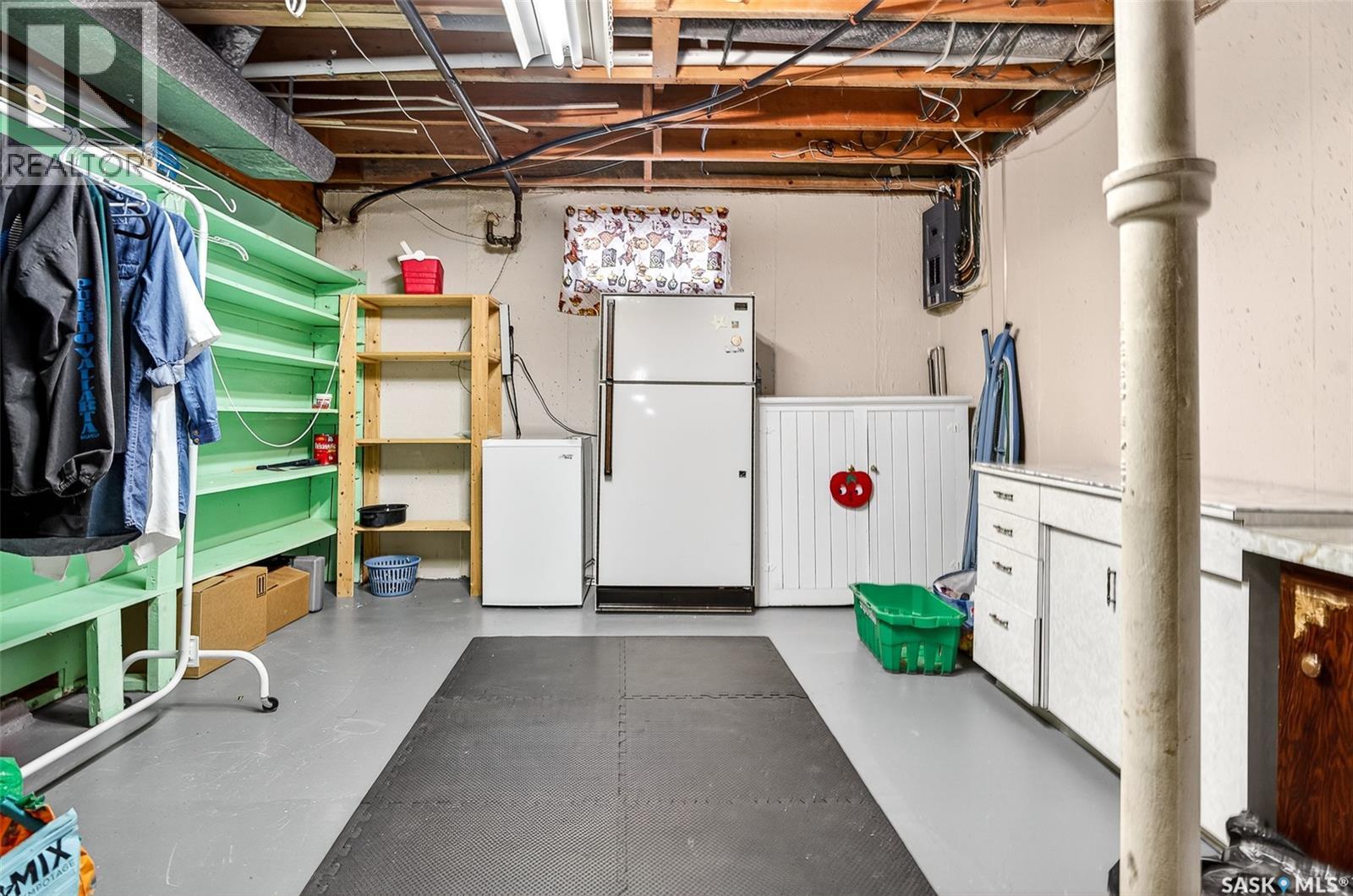 1230 Grace Street, Moose Jaw, Saskatchewan  S6H 3C7 - Photo 34 - SK020154