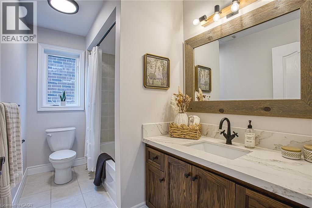 265 Montreal Circle, Stoney Creek, Ontario  L8E 0C6 - Photo 27 - 40783874