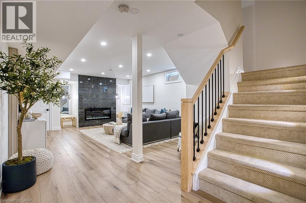 265 Montreal Circle, Stoney Creek, Ontario  L8E 0C6 - Photo 29 - 40783874