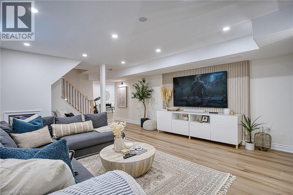 265 Montreal Circle, Stoney Creek, Ontario  L8E 0C6 - Photo 31 - 40783874