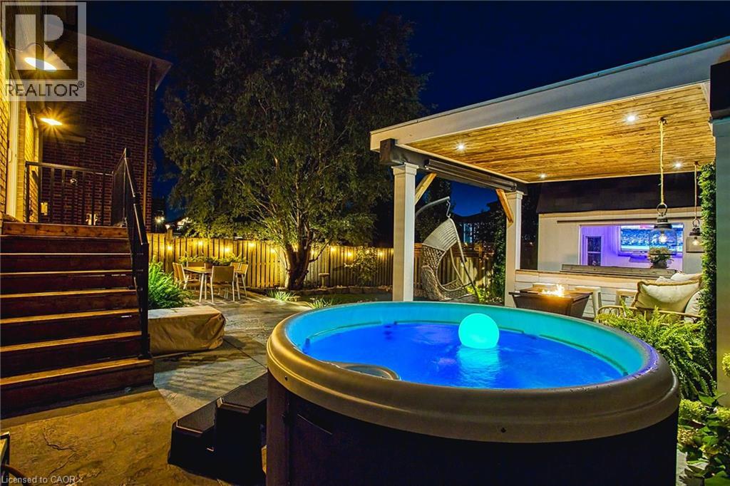 265 Montreal Circle, Stoney Creek, Ontario  L8E 0C6 - Photo 47 - 40783874