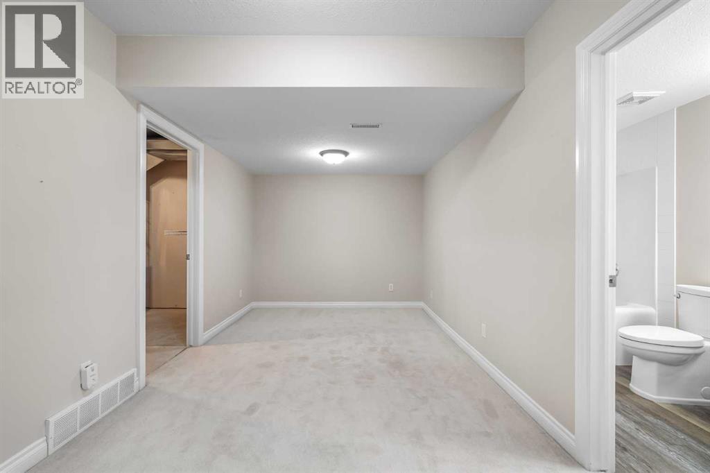 34, 100 Sheep River Drive, Okotoks, Alberta  T1S 1V3 - Photo 34 - A2262482