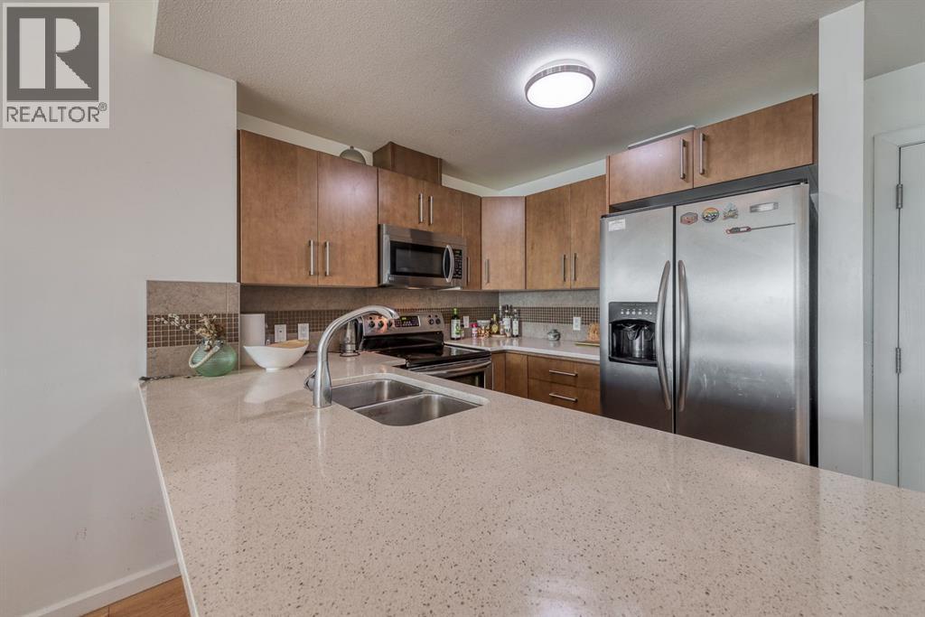 2008, 210 15 Avenue Se, Calgary, Alberta  T2G 0B5 - Photo 12 - A2267031