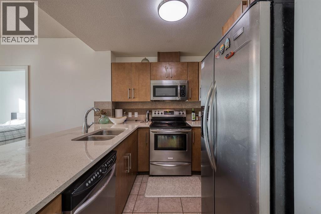 2008, 210 15 Avenue Se, Calgary, Alberta  T2G 0B5 - Photo 11 - A2267031