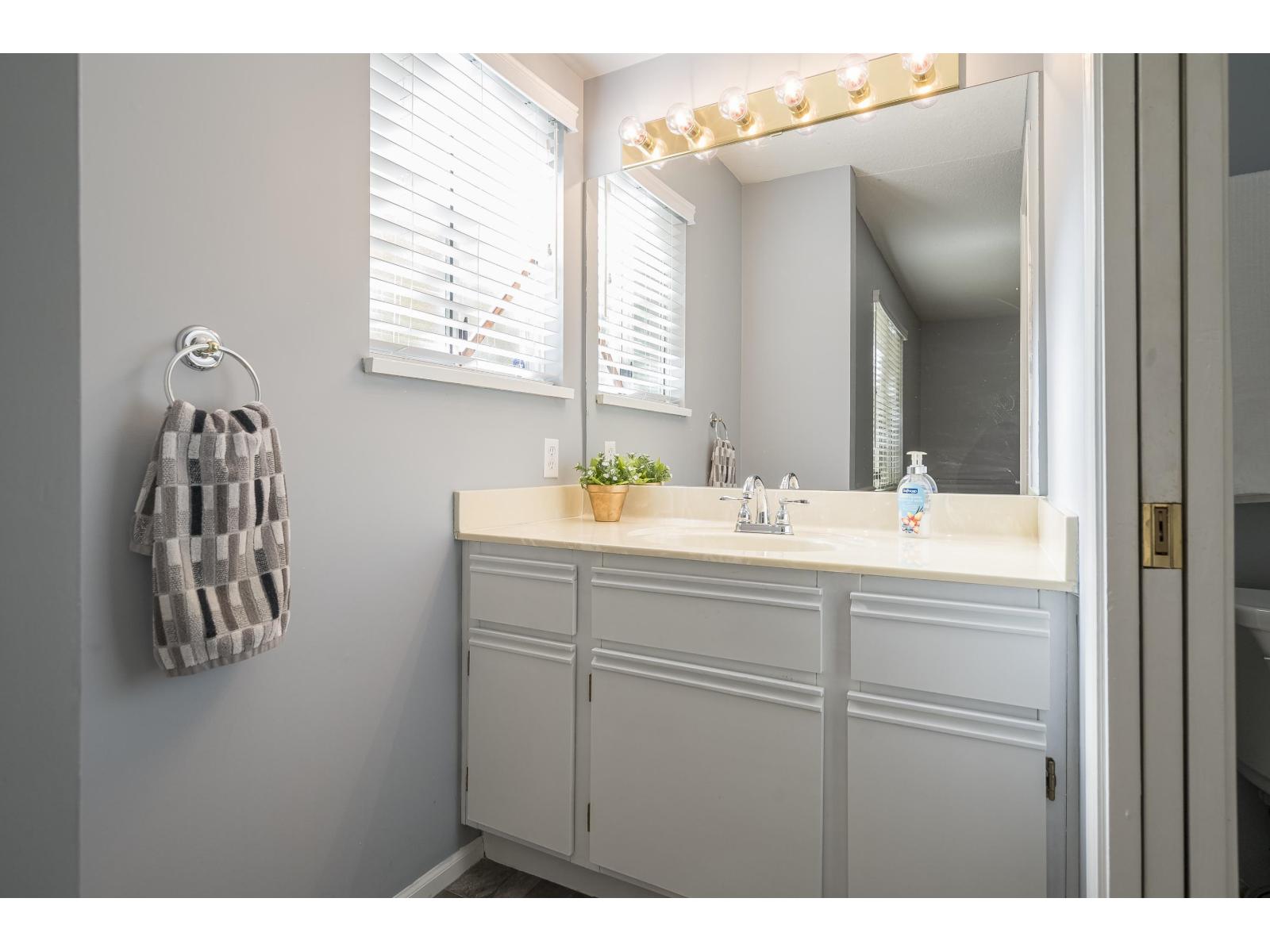 111 10308 155a Street, Surrey, British Columbia  V3R 4K5 - Photo 23 - R3062645