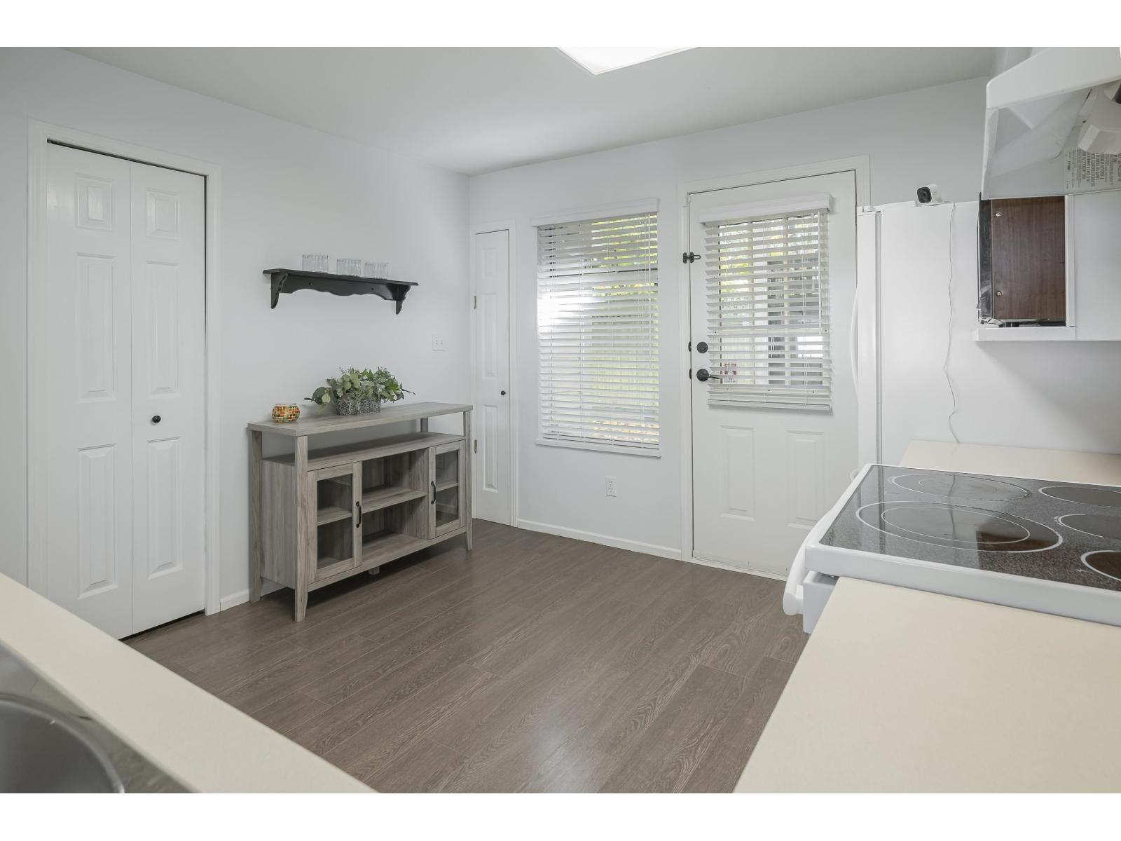 111 10308 155a Street, Surrey, British Columbia  V3R 4K5 - Photo 19 - R3062645