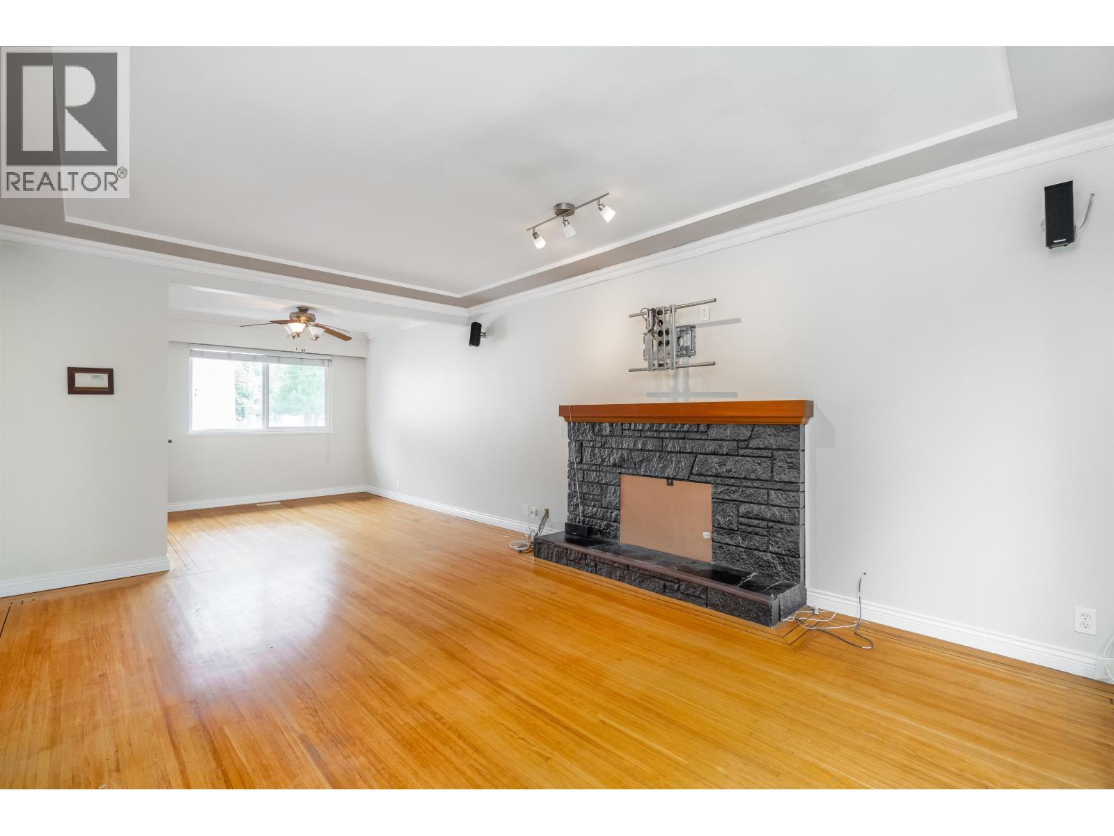 2075 Austin Avenue, Coquitlam, British Columbia  V3K 3R5 - Photo 14 - R3062101