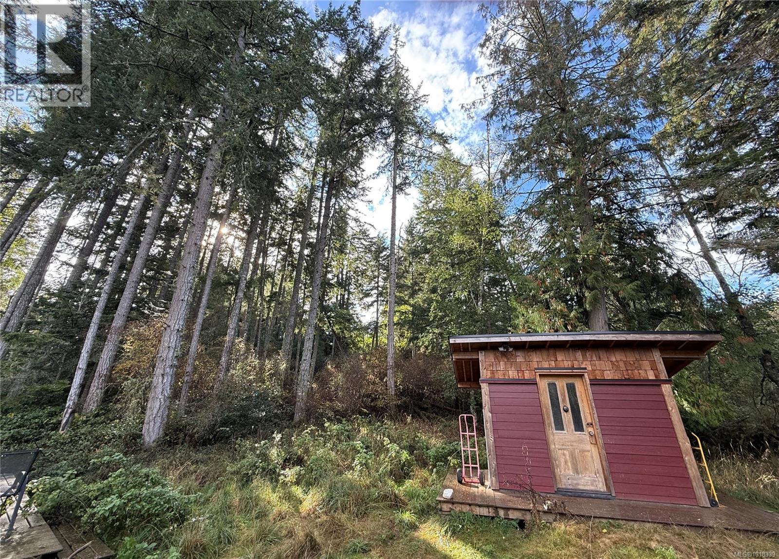 148 Meadow Dr, Salt Spring, British Columbia  V8K 1T9 - Photo 25 - 1018339