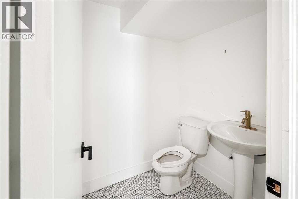 1059 Drouillard Road, Windsor, Ontario  N8Y 2P9 - Photo 17 - 25027512