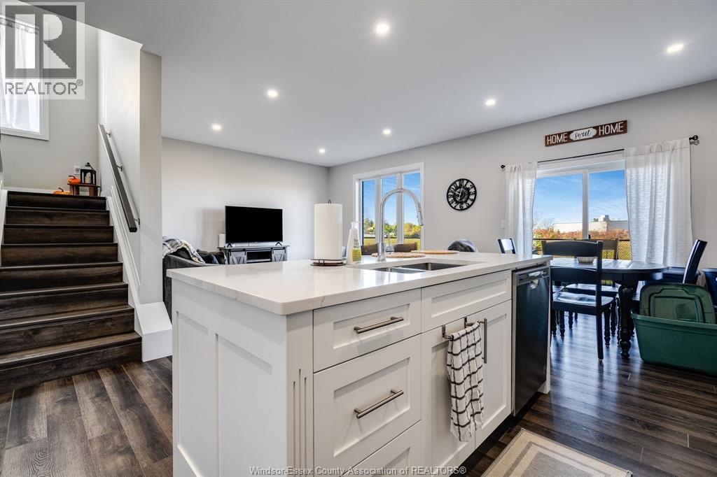 99 Eagle St, Leamington, Ontario  N8H 0G5 - Photo 5 - 25027508