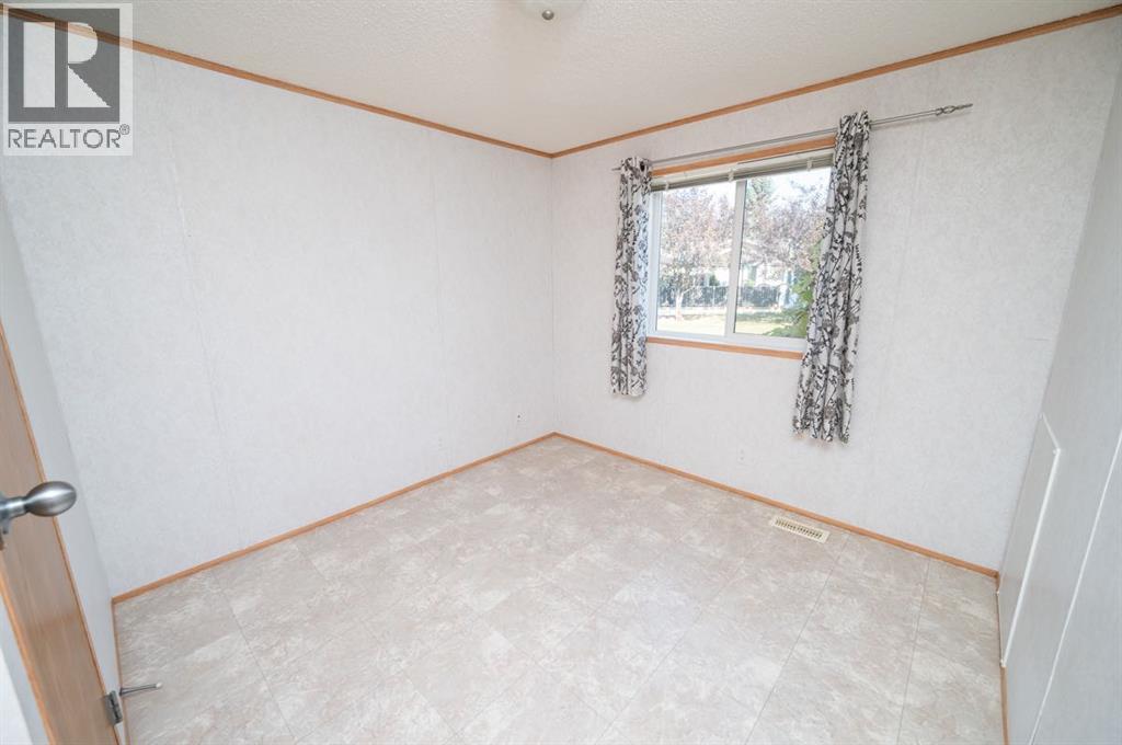 2144 Danielle Drive, Red Deer, Alberta  T4R 2Z8 - Photo 13 - A2258939