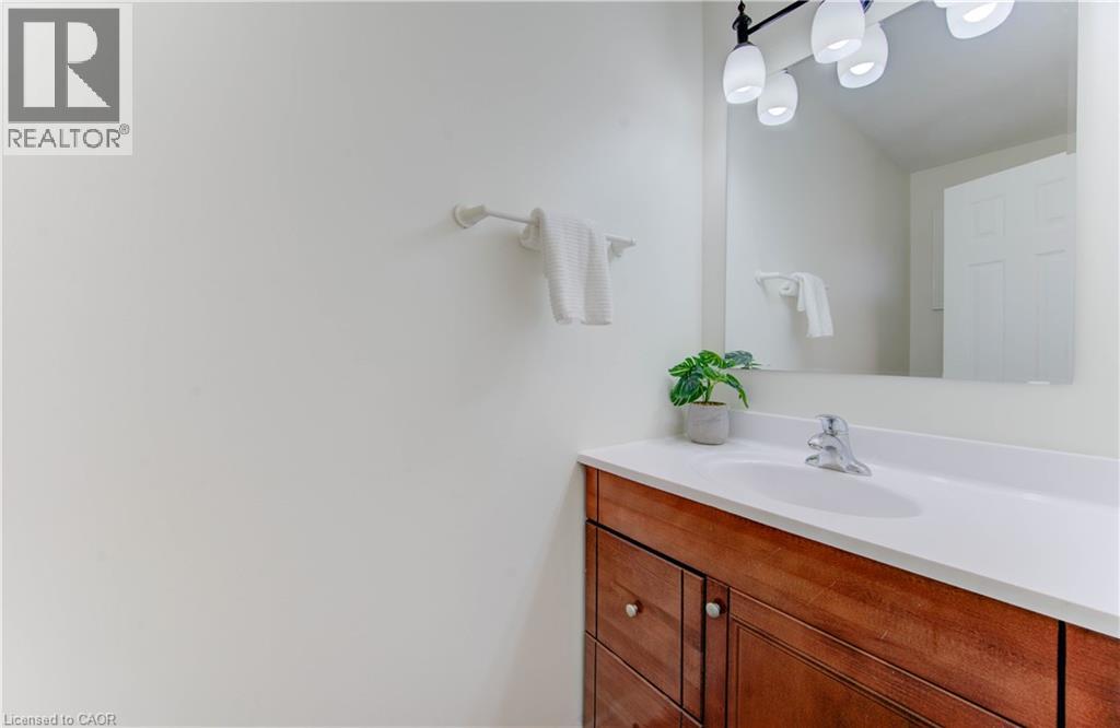 43 Winding Way, Kitchener, Ontario  N2N 1M4 - Photo 19 - 40771556