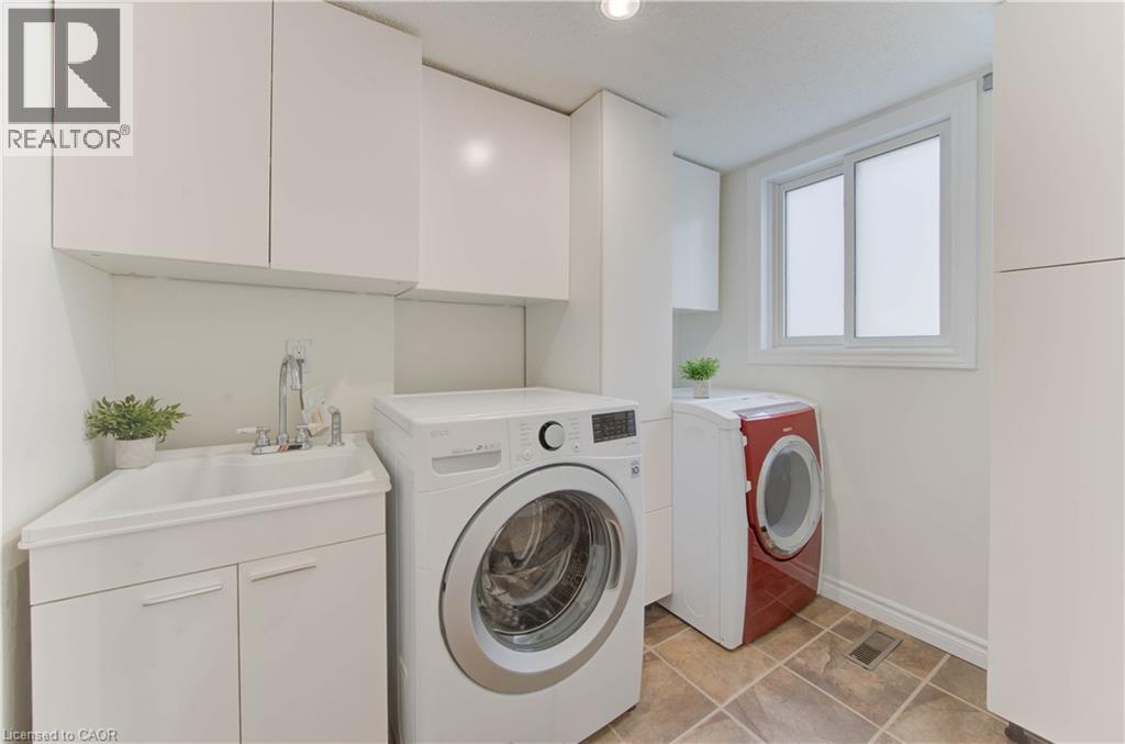 43 Winding Way, Kitchener, Ontario  N2N 1M4 - Photo 18 - 40771556