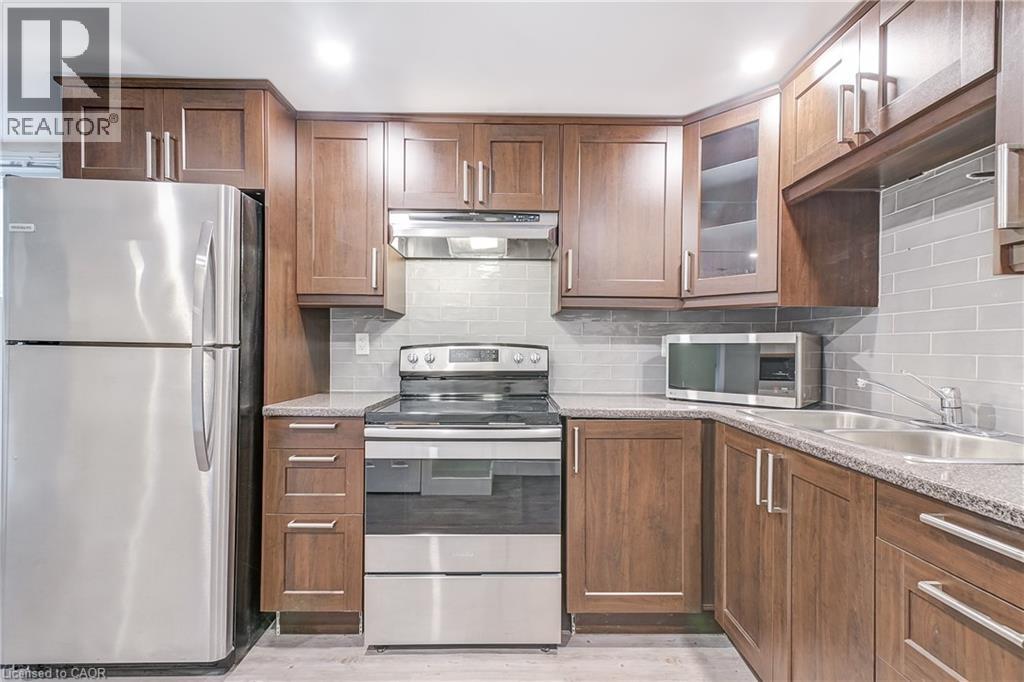 672 Castleguard Crescent Unit# 2, Burlington, Ontario  L7N 2W6 - Photo 8 - 40775108