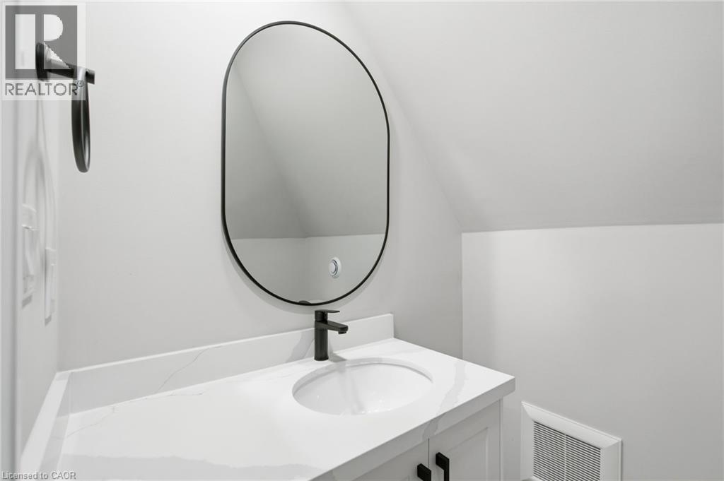 489 Cannon Street E Unit# 3, Hamilton, Ontario  L8L 2E5 - Photo 9 - 40782209