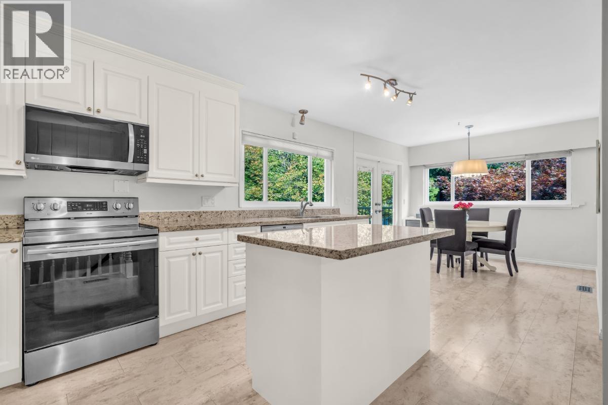 4233 Capilano Road, North Vancouver, British Columbia  V7R 4J6 - Photo 12 - R3046170