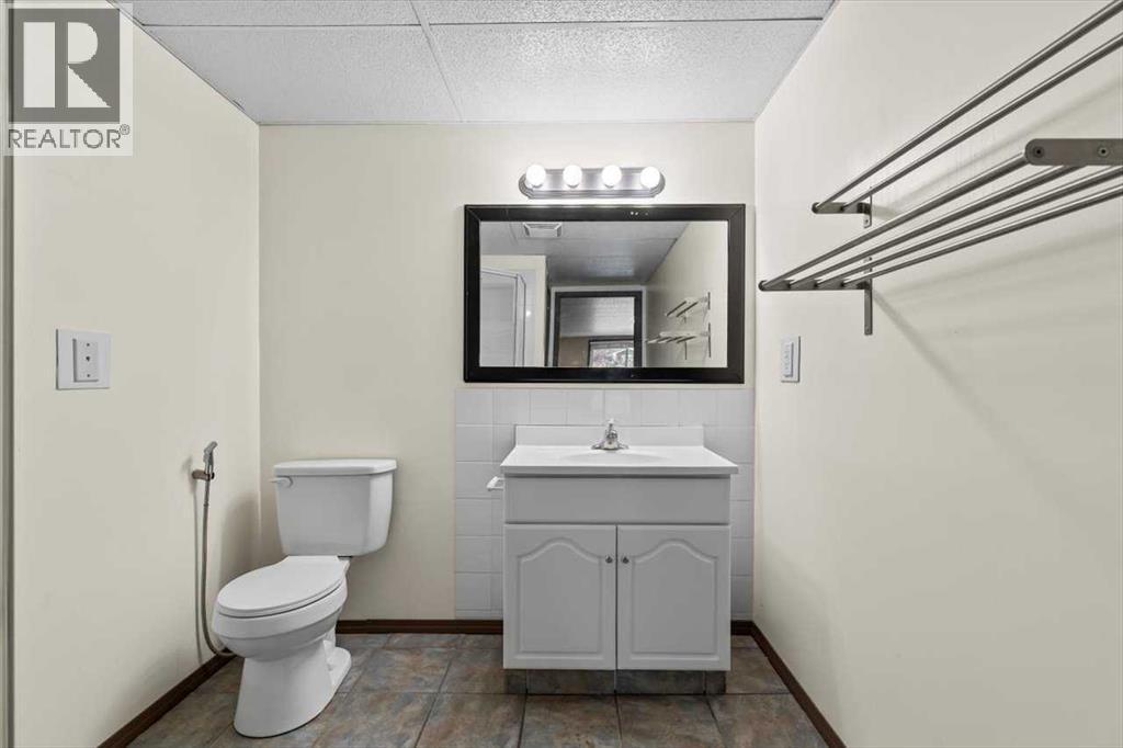 39 Hamptons Link Nw, Calgary, Alberta  T3A 5V9 - Photo 35 - A2253721