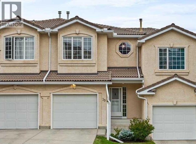 39 Hamptons Link Nw, Calgary, Alberta  T3A 5V9 - Photo 2 - A2253721