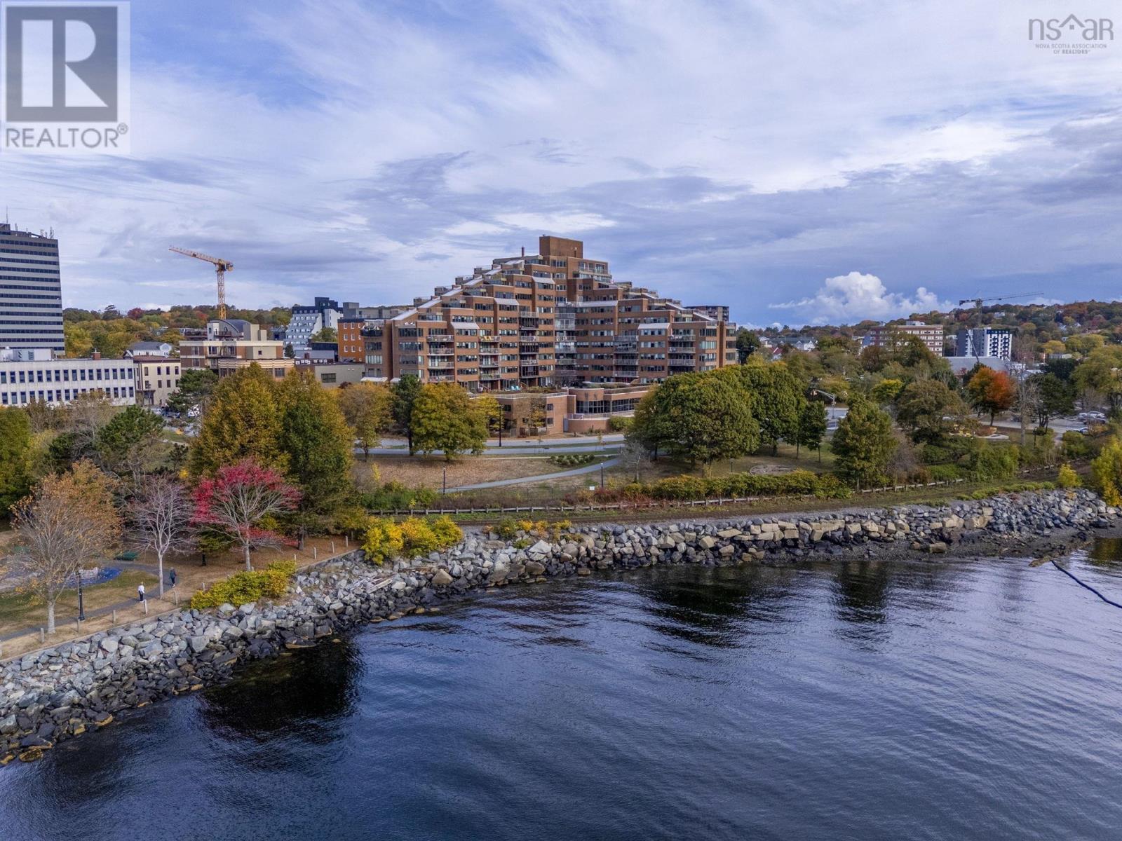 110 1 Prince Street, Dartmouth, Nova Scotia  B2Y 4L3 - Photo 1 - 202526224