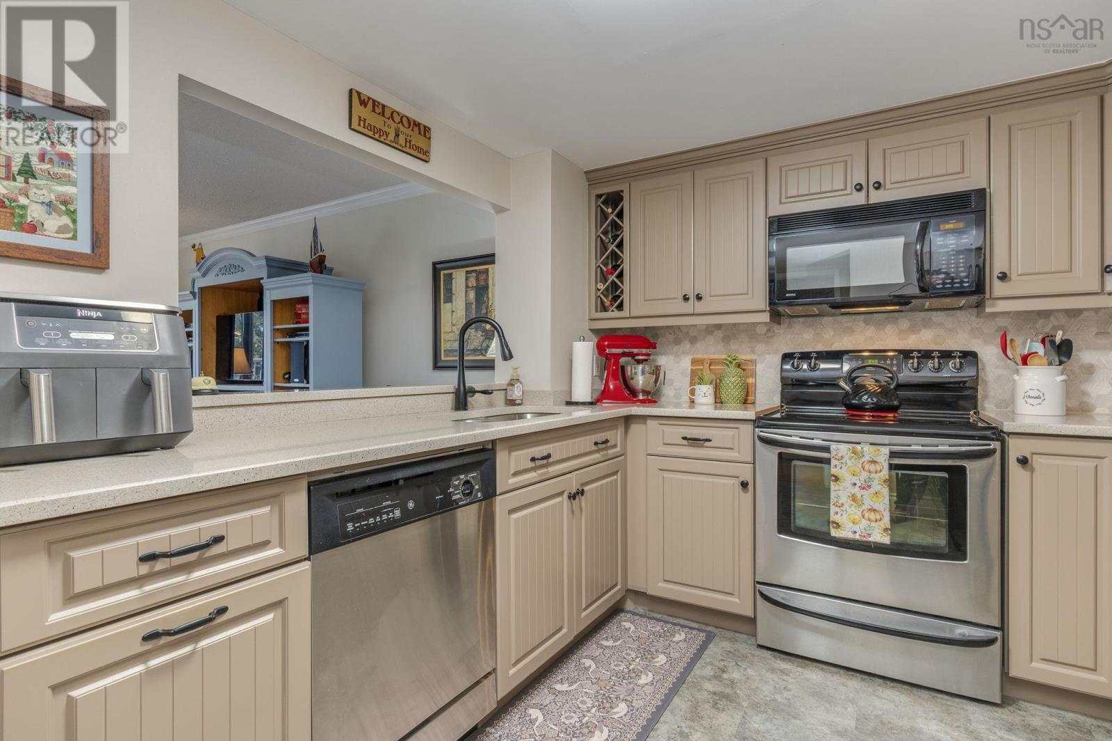 110 1 Prince Street, Dartmouth, Nova Scotia  B2Y 4L3 - Photo 6 - 202526224