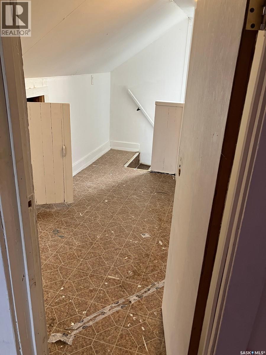 710 9th Avenue W, Nipawin, Saskatchewan  S0E 1E0 - Photo 32 - SK012905