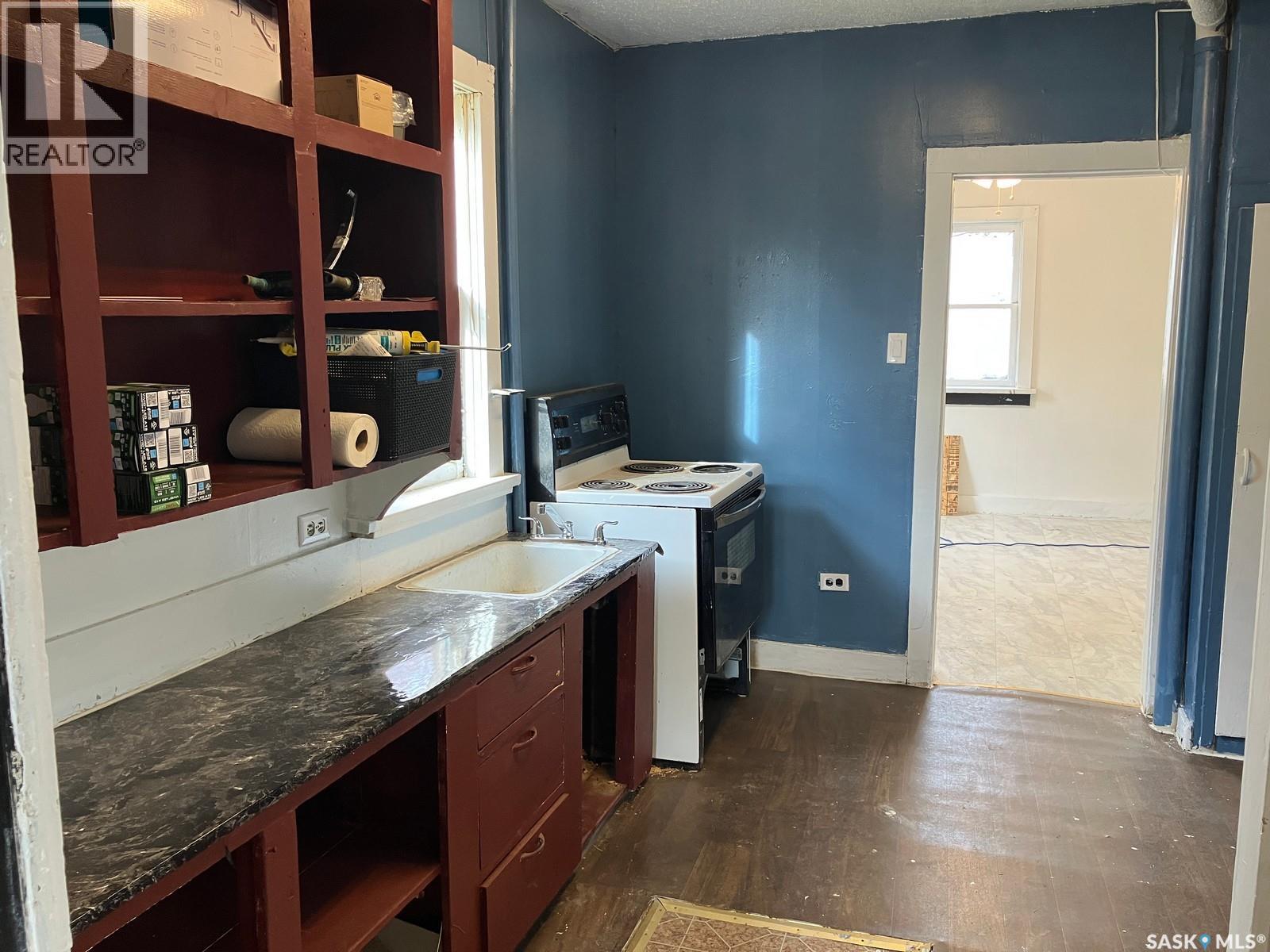 710 9th Avenue W, Nipawin, Saskatchewan  S0E 1E0 - Photo 11 - SK012905