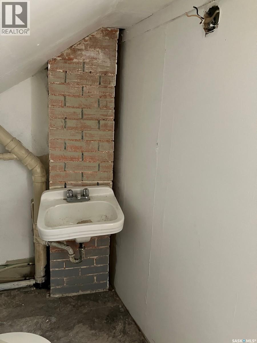 710 9th Avenue W, Nipawin, Saskatchewan  S0E 1E0 - Photo 27 - SK012905