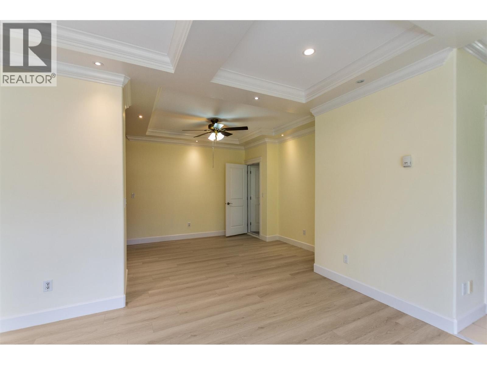 466 Fader Street, New Westminster, British Columbia  V3L 3T3 - Photo 4 - R3063036