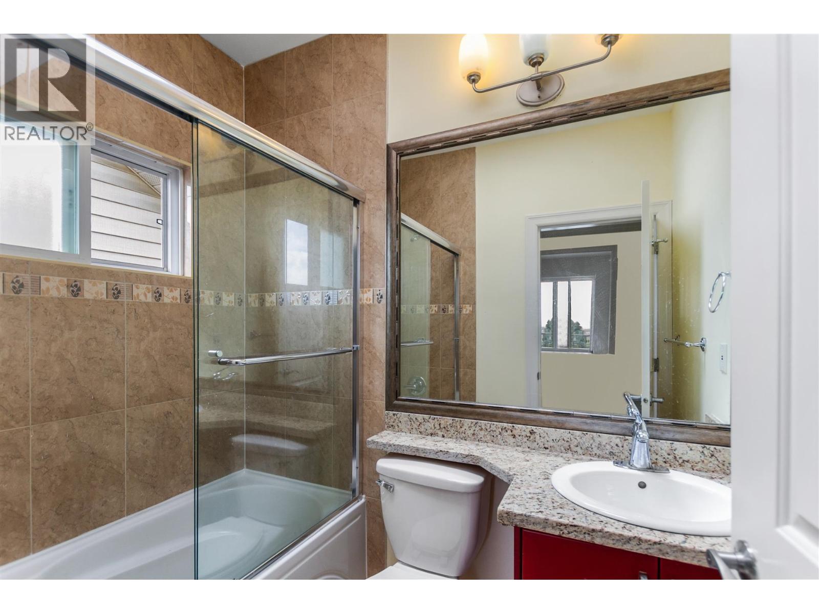 466 Fader Street, New Westminster, British Columbia  V3L 3T3 - Photo 16 - R3063036