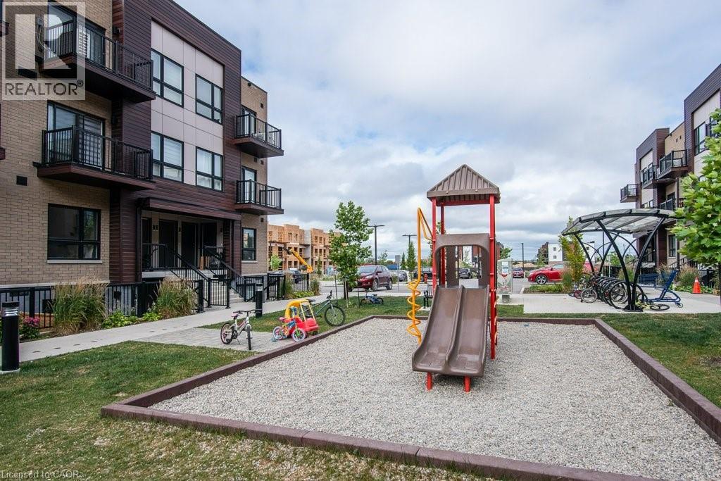 20 Palace Street Unit# E11, Kitchener, Ontario  N2E 0J3 - Photo 3 - 40776599