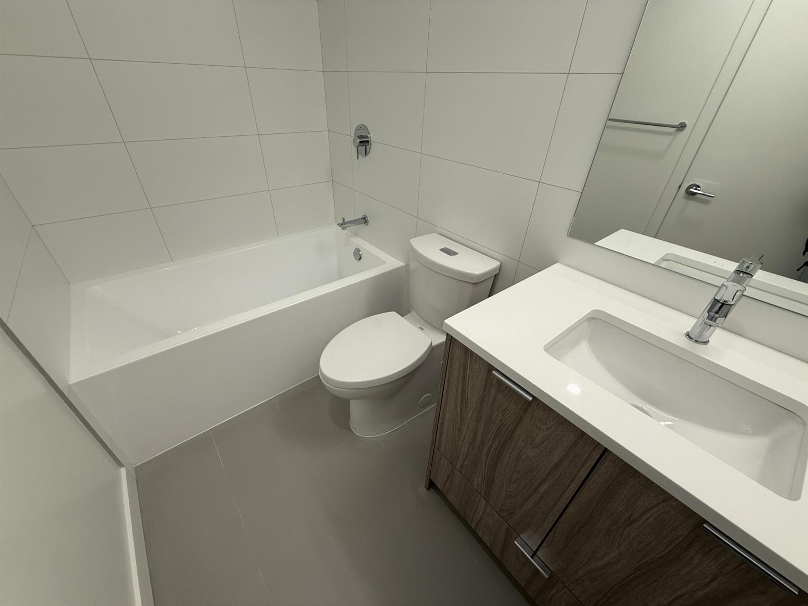 2302 13675 107a Avenue, Surrey, British Columbia  V3T 0X2 - Photo 7 - R3063021